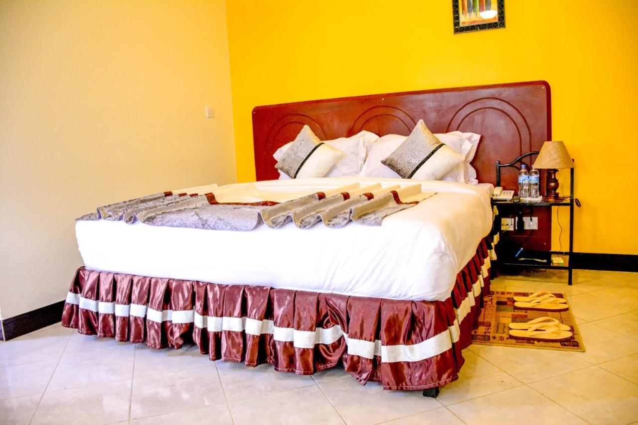 Crest Safari Lodge Bed And Breakfast Arusha Dış mekan fotoğraf