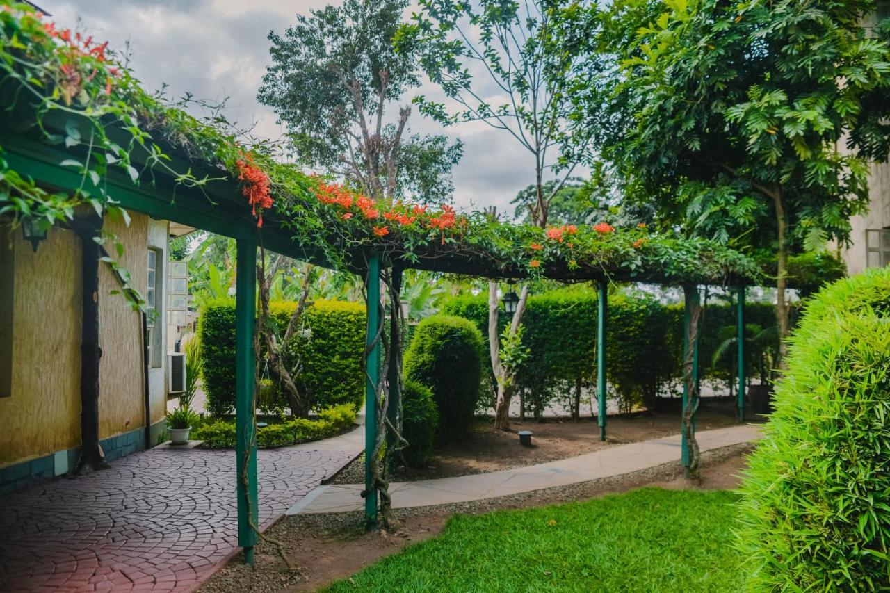 Crest Safari Lodge Bed And Breakfast Arusha Dış mekan fotoğraf