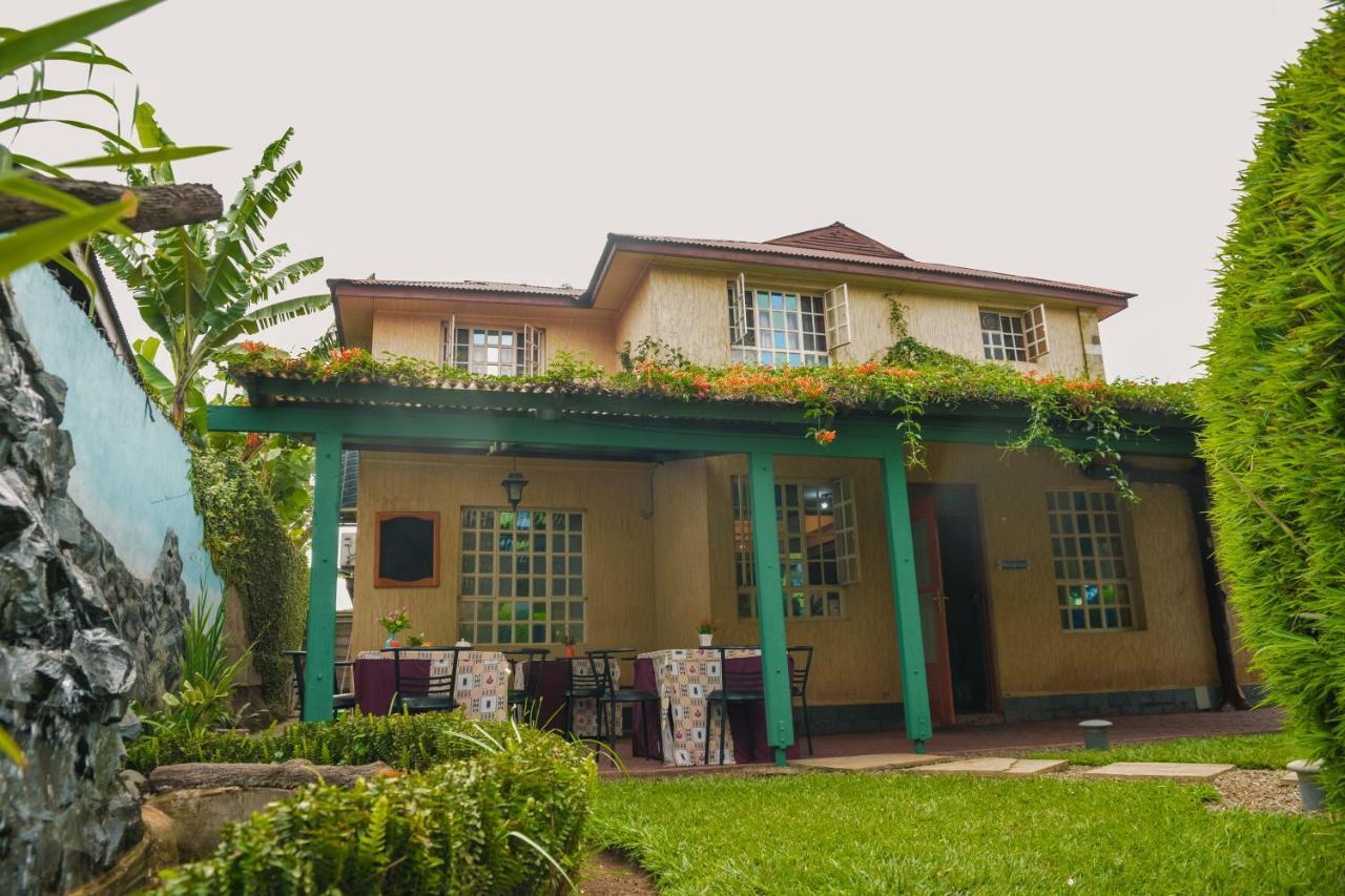 Crest Safari Lodge Bed And Breakfast Arusha Dış mekan fotoğraf